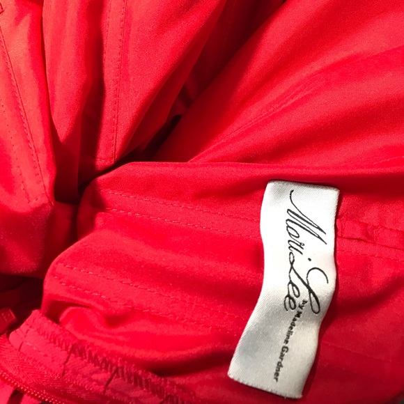 Mari Lee by Madeline Gardner Red Formal Dress Gown - Picture 6 of 12